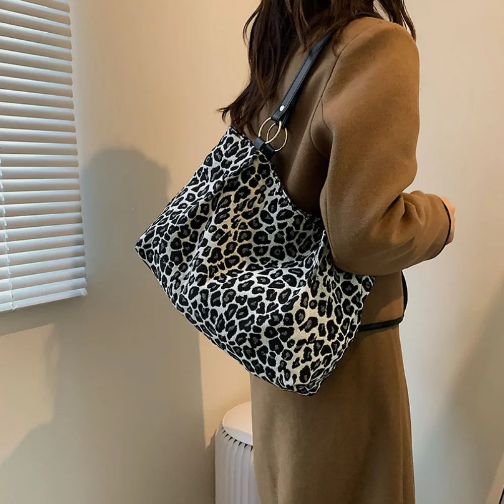 New Fashion Tote Bags Shopping and Travel Canvas Bags New Women Popular Handbags Large Capacity Leopard Shoulder Bags Сумка