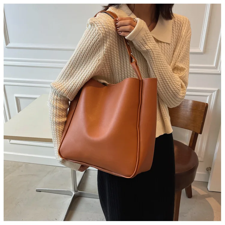 New Casual Women Shoulder Bag PU Leather Tote Handbag Female Shopping Bags Soft Leather Lady Purse Bags High Capacity Totes