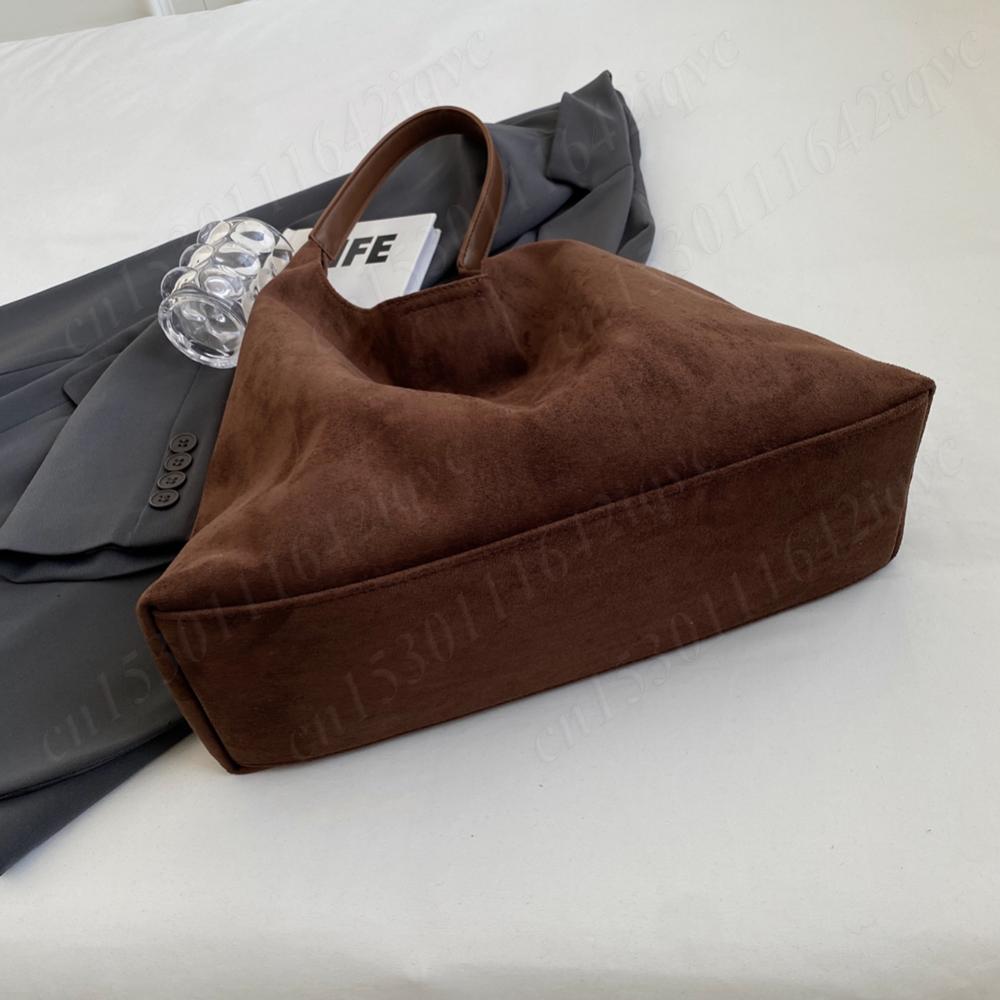 Vintage Women's Bag Suede Shoulder Bag Simple Tote Handbag Large Capacity Stylish Commuting Bag Solid Color Hasp Closure Handbag