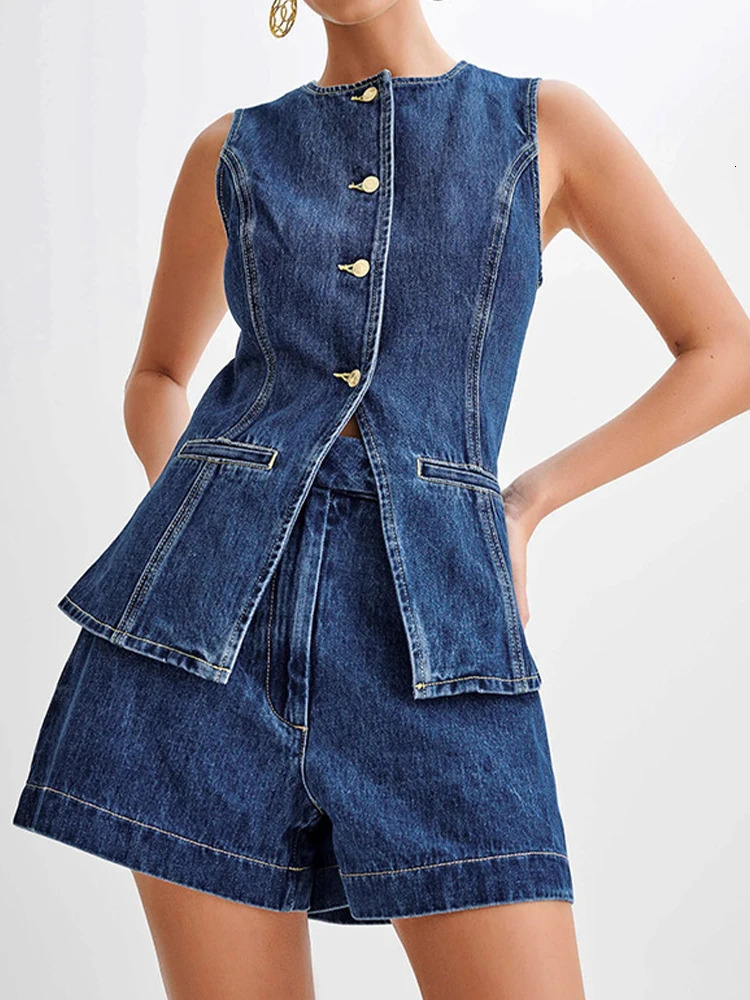 ULXH 2024 Women Streetwear O Neck Sleeveless Single Breasted Split Top 2 Piece Set Fashion High Waist Jeans Shorts Sets 241107