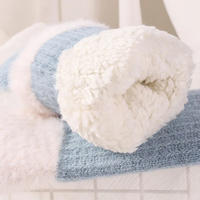 South Korean thick winter womens double plush warm and warm all finger gloves outdoor windproof student gloves 241107