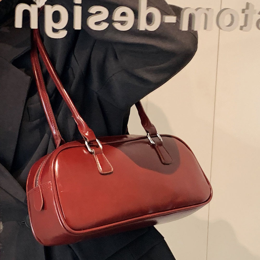 Retro Commuter Shoulder Bag Women's 2024 New High Quality Soft Leather Underarm Bags Elegant Red Bride Bag Wedding Handbags