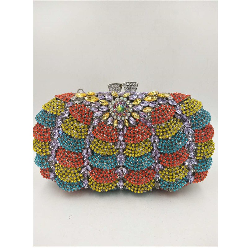 Latest Women Crystal Prom Clutch Purse Party Pearl Beads Clutch Bags Handmade Wedding Bags Female Prom Purse Bridal Shoulder Bag