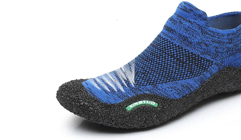 Ultralight anti slip rubber beach shoes for mens outdoor swimming and fishing upstream wading shoes indoor fitness and yoga shoes 241106