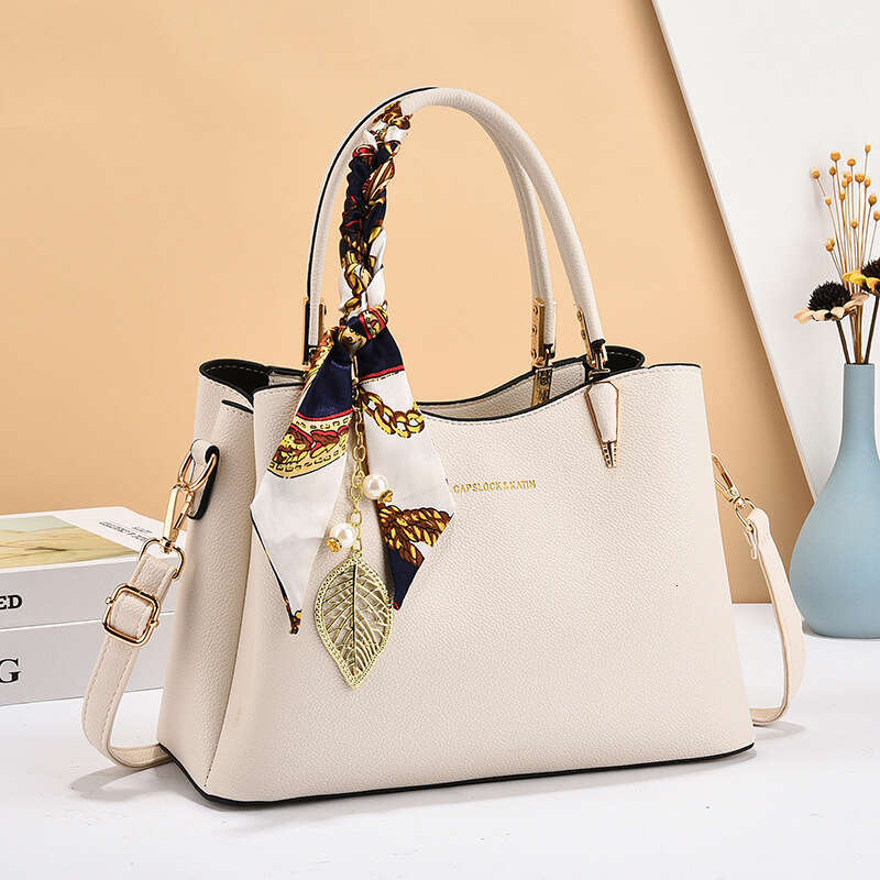 2024 New Handheld Shoulder Mother's Day Gift Mom's Crossbody Commuter Women's Bag