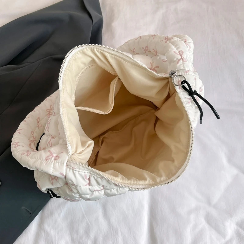 Womens large capacity cross shaped bag bedding shoulder bag fashion puff bag trend cloud bag 241106