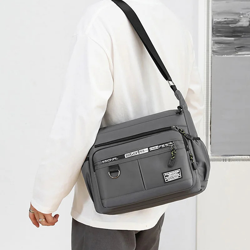Mens Messenger Crossbody Shoulder Bags Men Small Sling Pack For Work Business Waterproof Oxford Packs Satchel Purse 241106