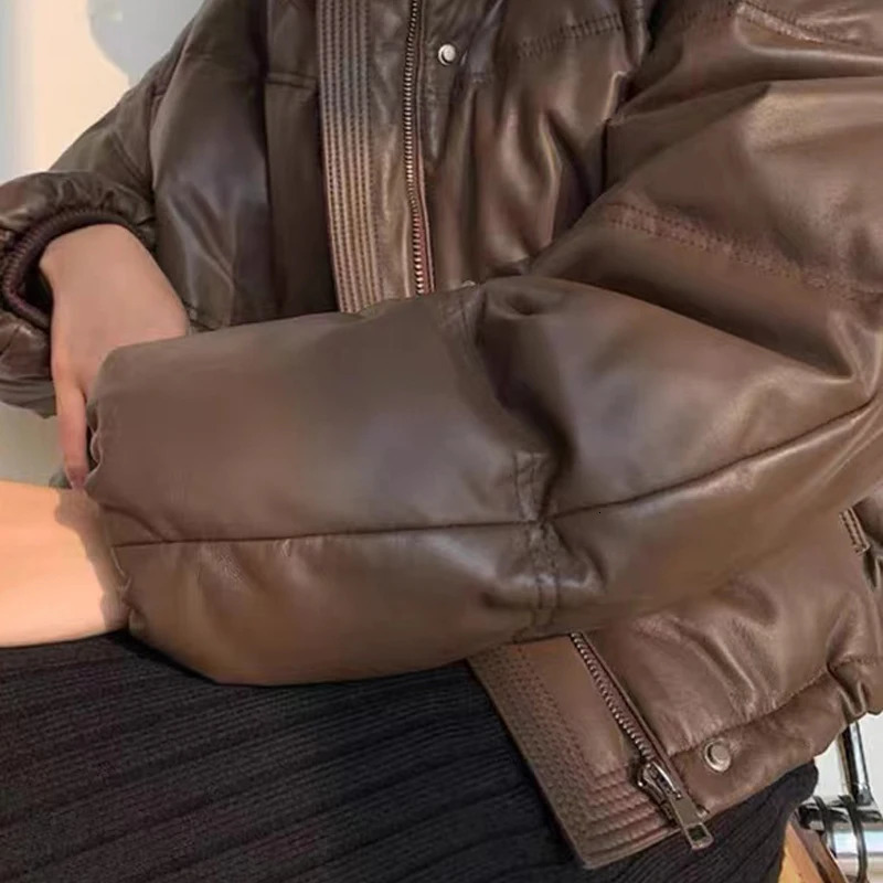 Womens leather down jacket for winter high-end genuine leather sheepskin down jacket outdoor thickened warm short inflatable jacket streetwear 241107