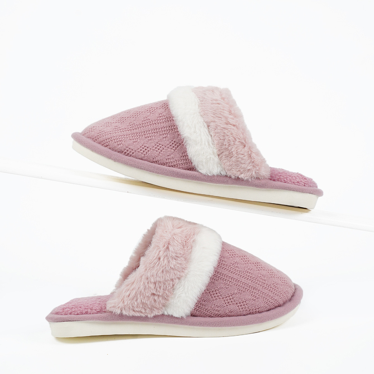Men's and Women's Winter Home Warm Plush Thick Soled Cotton Slippers.
