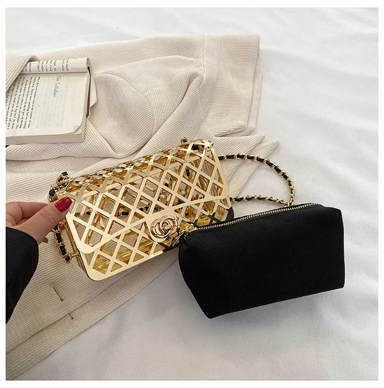 Ins Fashion Hollow Metal Shoulder Bags for Women Luxury Designer Square Crossbody Bag Female Cloud Bags Ladies Chain Handbags