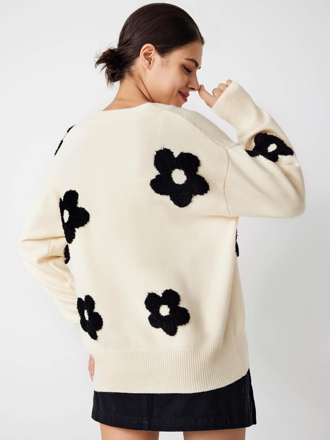 Autumn/winter Outdoor Short Coat Designer Women's V-neck Fashion Wool Cardigan Women's Knitted 2025