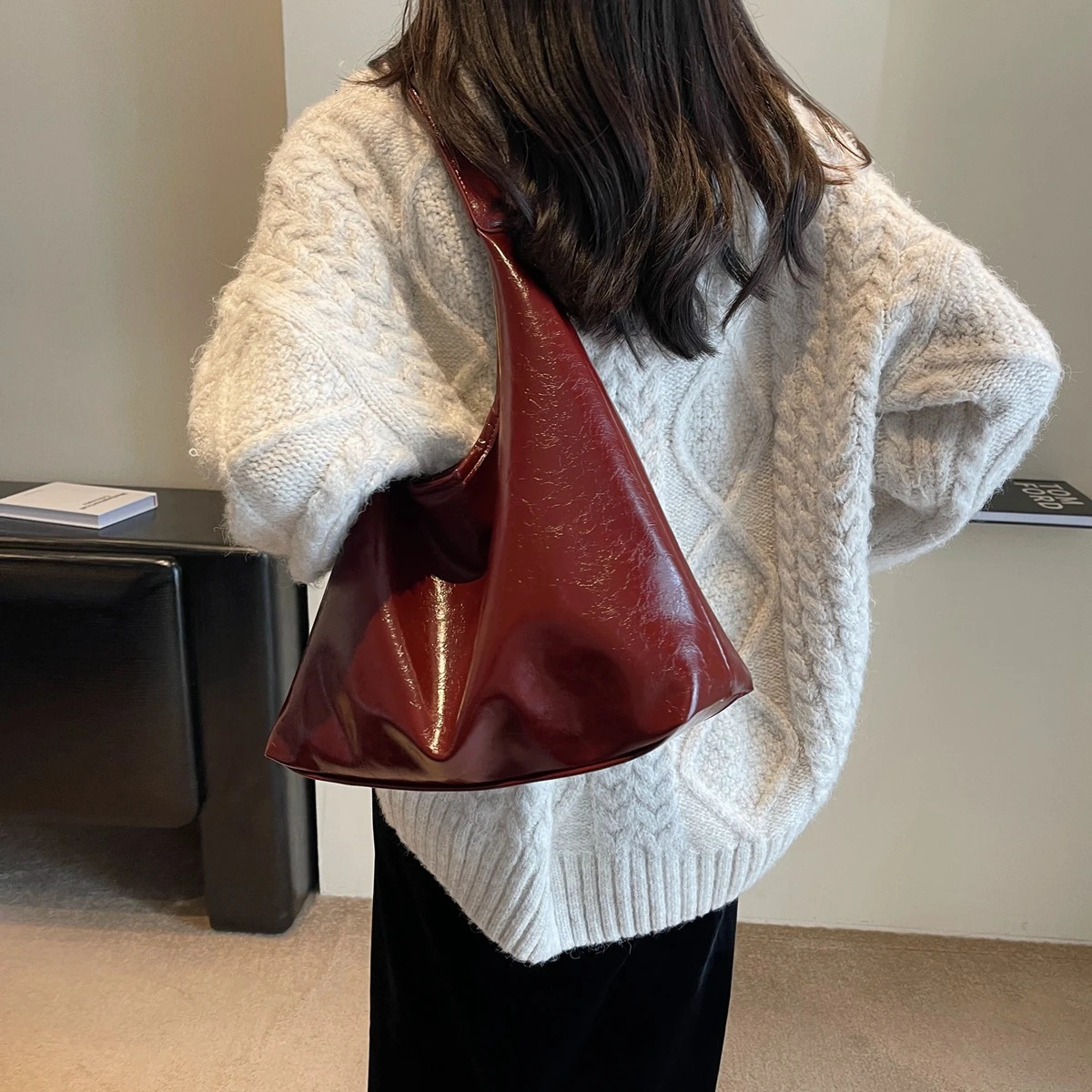 Soft PU leather high-quality underwear bag vintage wine red womens shoulder bag commuting large handbag 2-piece womens casual handbag 241107