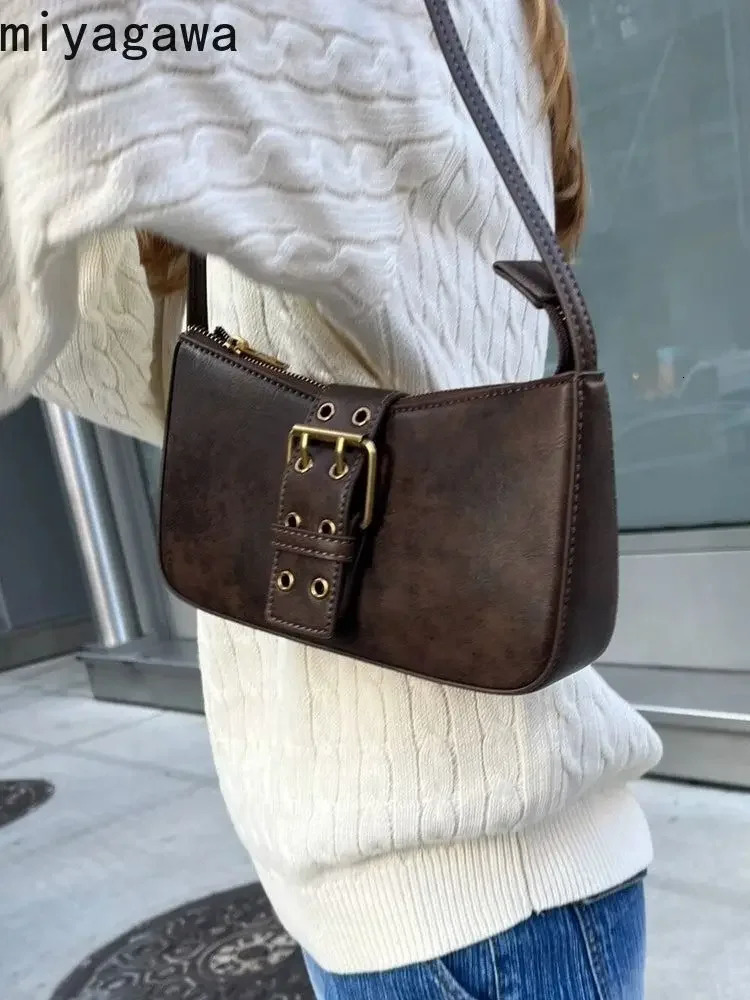 Miyagawa Brown Belt Baguette Retro Single Shoulder Bottom Bag Student Beauty Girl Fashion er Bag 241106
