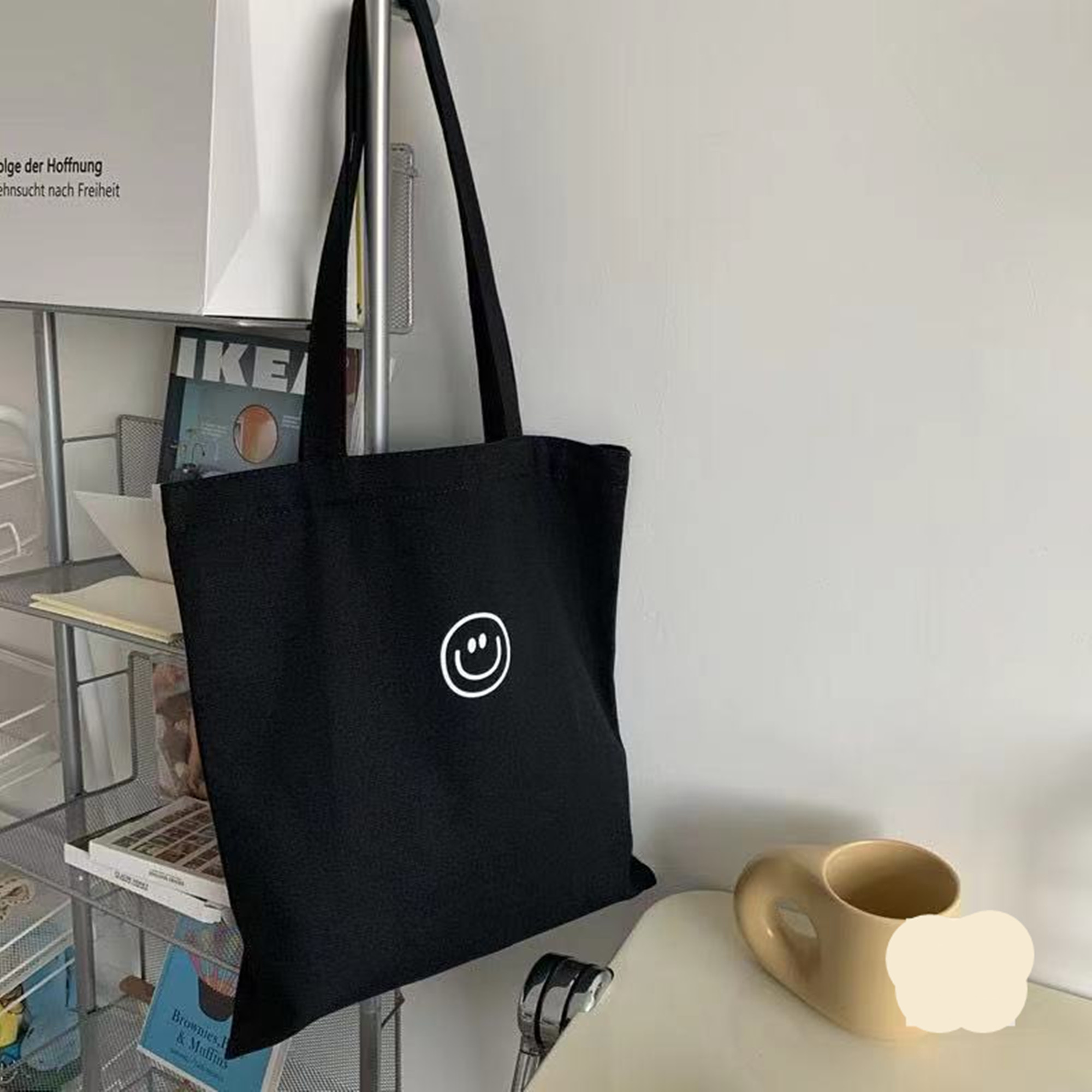 Women Canvas Shoulder Bag Smiling Face Print Ladies Casual Handbag Tote Bag Large Capacity Cotton Reusable Shopping Beach Bag