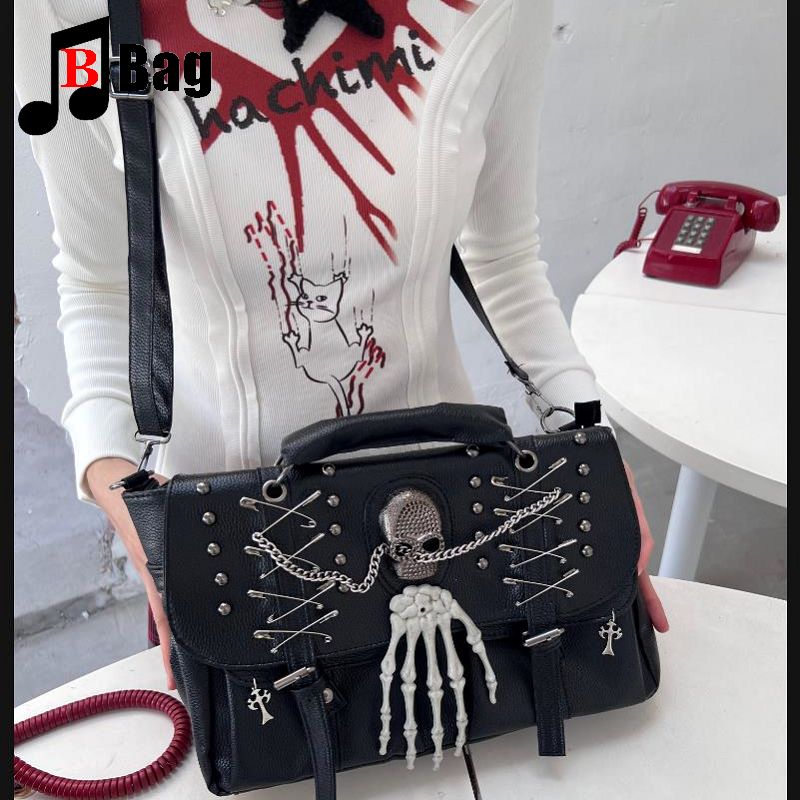 Gothic Lolita JK Harajuku Women Girl Punk One Shoulder Bags Handbag Y2K Rivet Chain Handheld High-end Skull Crossbody Bags Tote