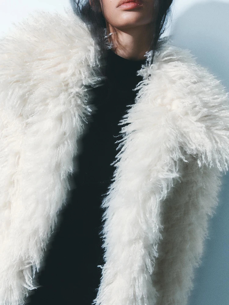 Elina Winter Thick Solid Faux Fur Coats Women Fashion Long Sleeve Jackets Women Elegant Lapel Collar Short Coats Female Ladies 241107