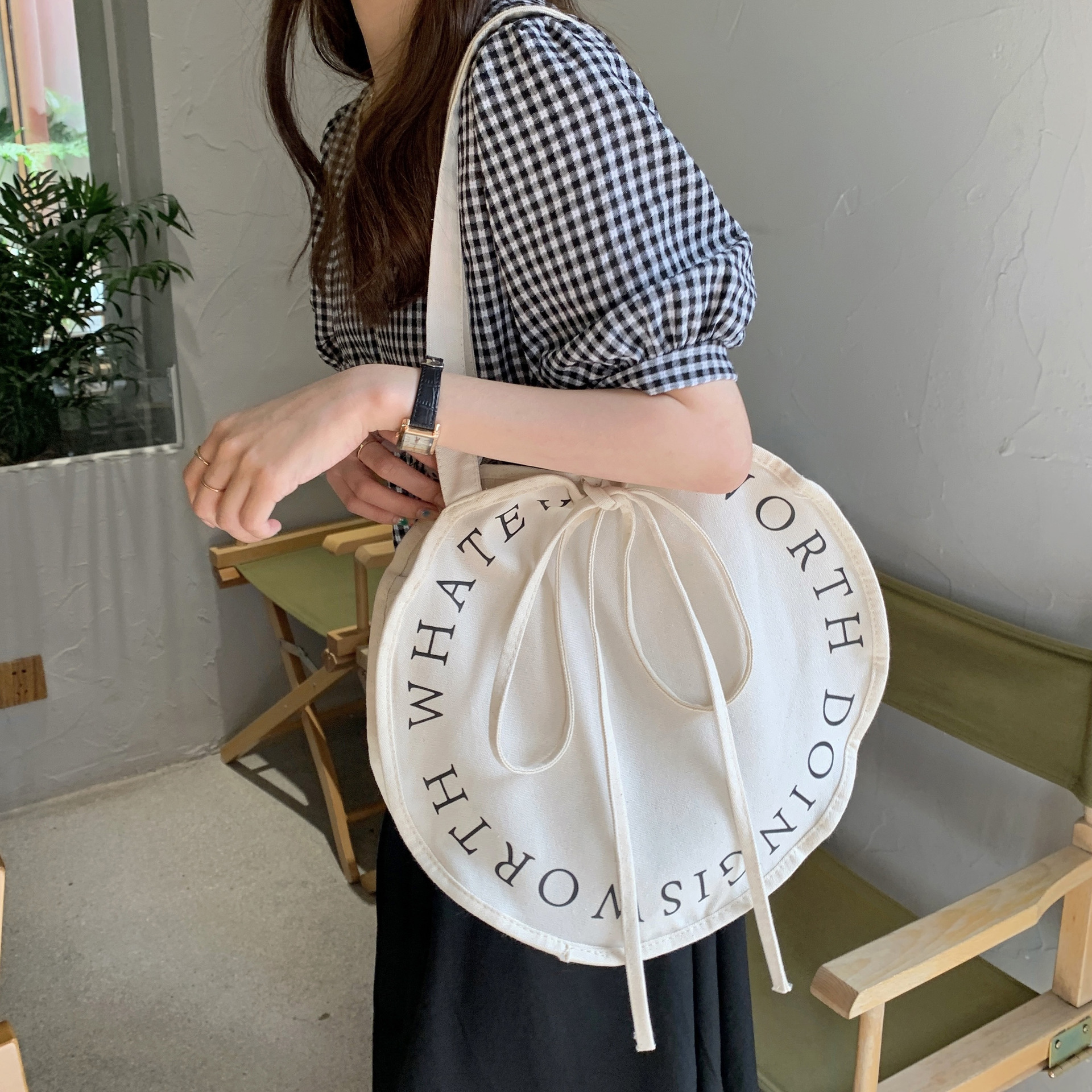 Hylhexyr Women's Round Shoulder Bag Letter Canvas Bags Simple Large Capacity Portable Casual Handbag Tie Rope