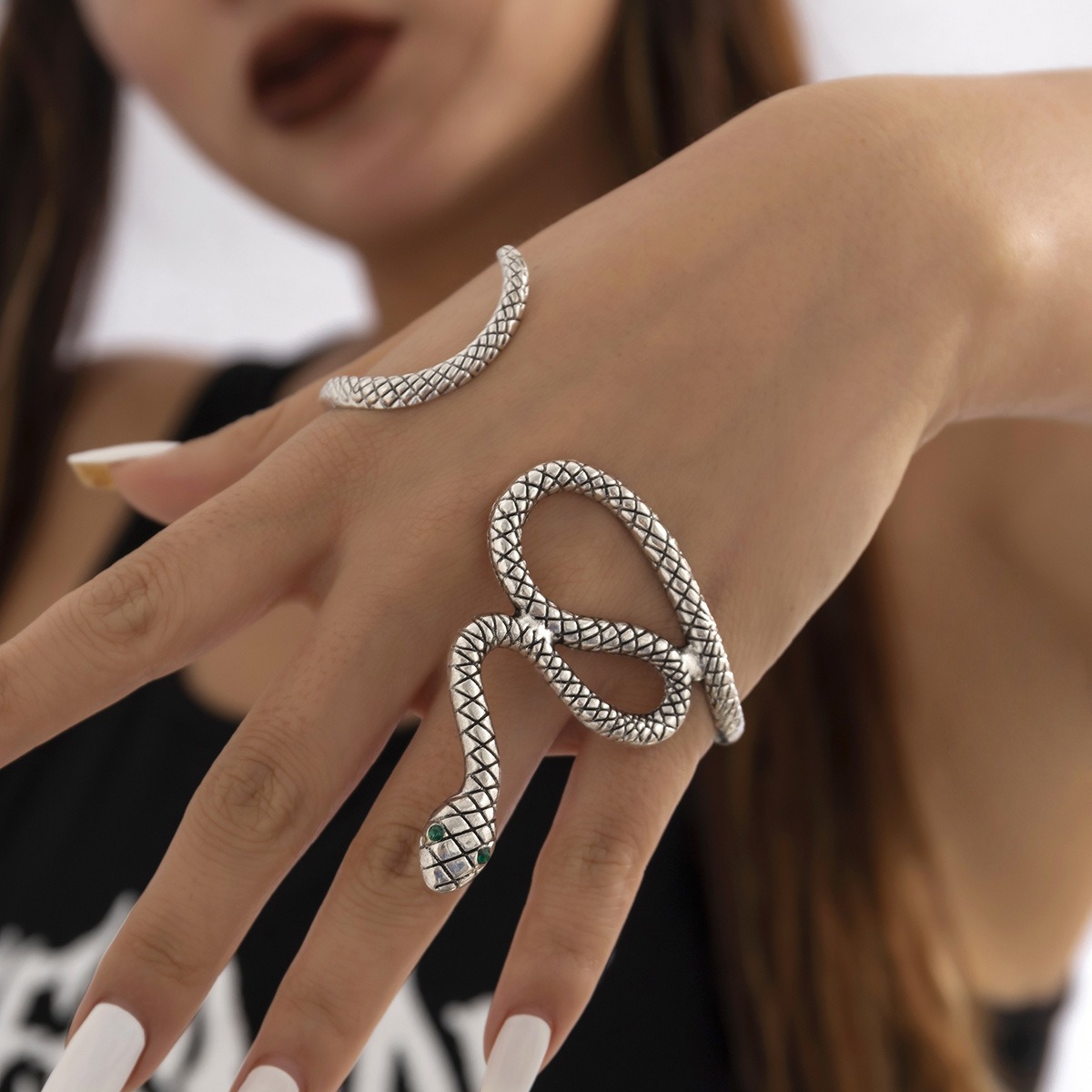 European and American New Retro Exaggerated Serpentine Bracelet Personalized Punk Open Palm Jewelry Cold Alloy Bracelet Hand Accessories