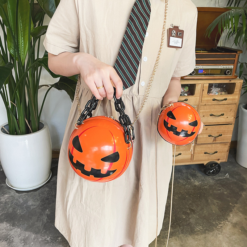Fashion Messenger Bag Female 2021 New Halloween Fun Funny Personality Cartoon Chain Single Shoulder Pumpkin Bag Bag