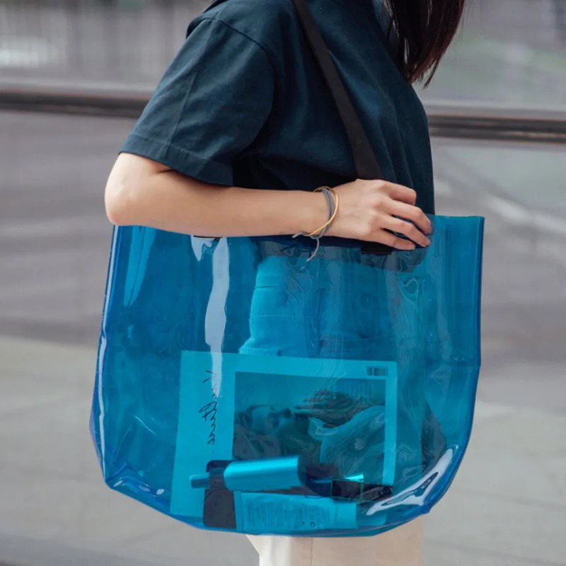 Transparent womens shopping bag handbag portable holographic jelly bag large capacity PVC womens shoulder beach travel handbag 241107