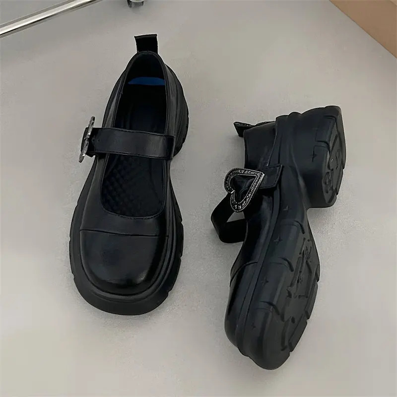 Brown Lolita shoes womens heart-shaped buckle Mary simple shoes retro girl Y2K JK uniform high heels platform role-playing shoes 241106