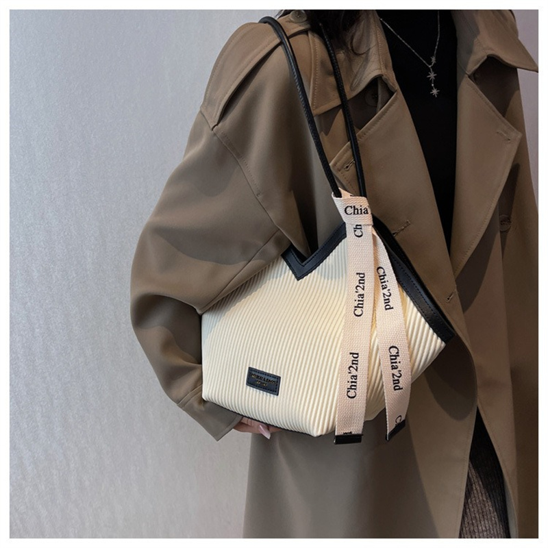 New Design Fashion Stripped Women's Shoulder Bags Tote Bag Korean Style Solid Color Bucket for Student Autumn New Handbags 2024