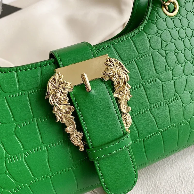2024 Luxury Women's Chic Underarm Bags New Fashion Crocodile Pattern Chain Shoulder Bags Handbags Clutch Blue Green Armpit Bags