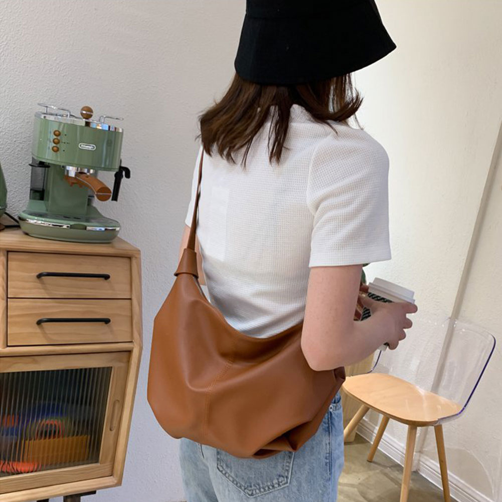 Retro Spring Woman New Solid Color Large Capacity Wide Single Strap Zipper Fashion Half Moon PU Leather Chest Bag All Match