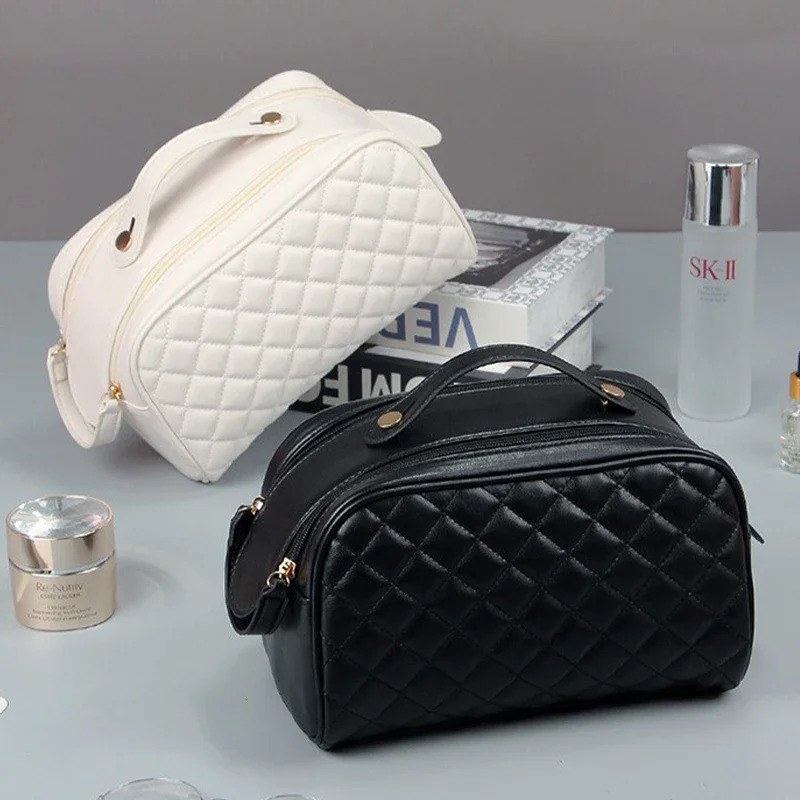 Womens portable makeup bag portable stylish easy to clean waterproof storage business travel bag 241106