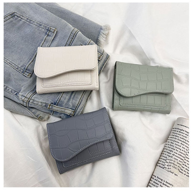 Korean version of women's multi-functional croc wallet short fashionable multi-color multi card slots card holder wallet