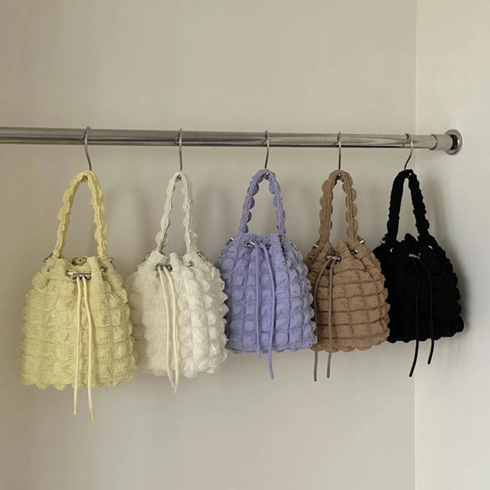 Womens bedding pleated hanging bag soft bedding cloud wallet solid color suitable for parties travel and work 241106