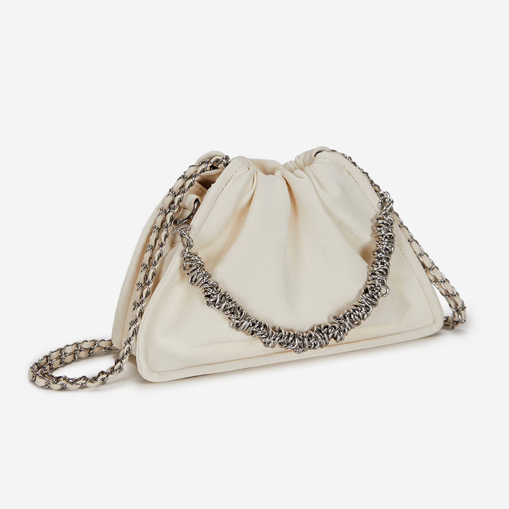 Designer Shoulder Bag with Chain Fashion Handbag Large Capacity Trendy Crossbody Bag Bucket Bag Underarm Bag for Women