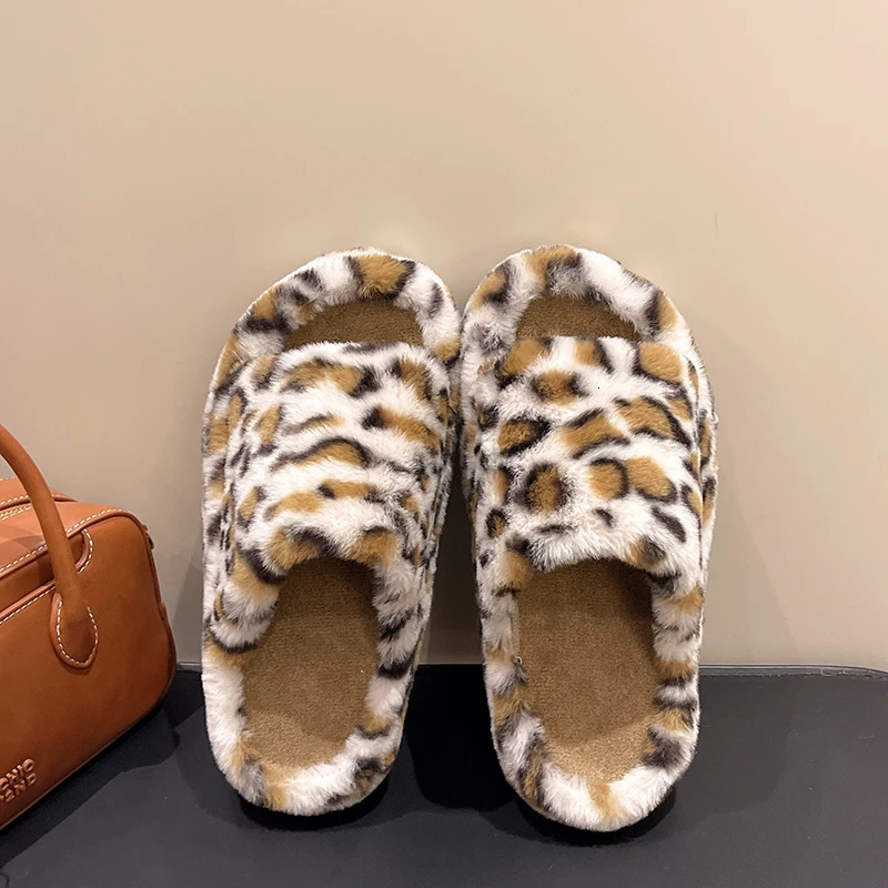 Winter Fluffy Slippers Women Leopard House Home Fur Slippers For Women Flat Platform Cozy Fuzzy Indoor Shoes Korean Slides 241106
