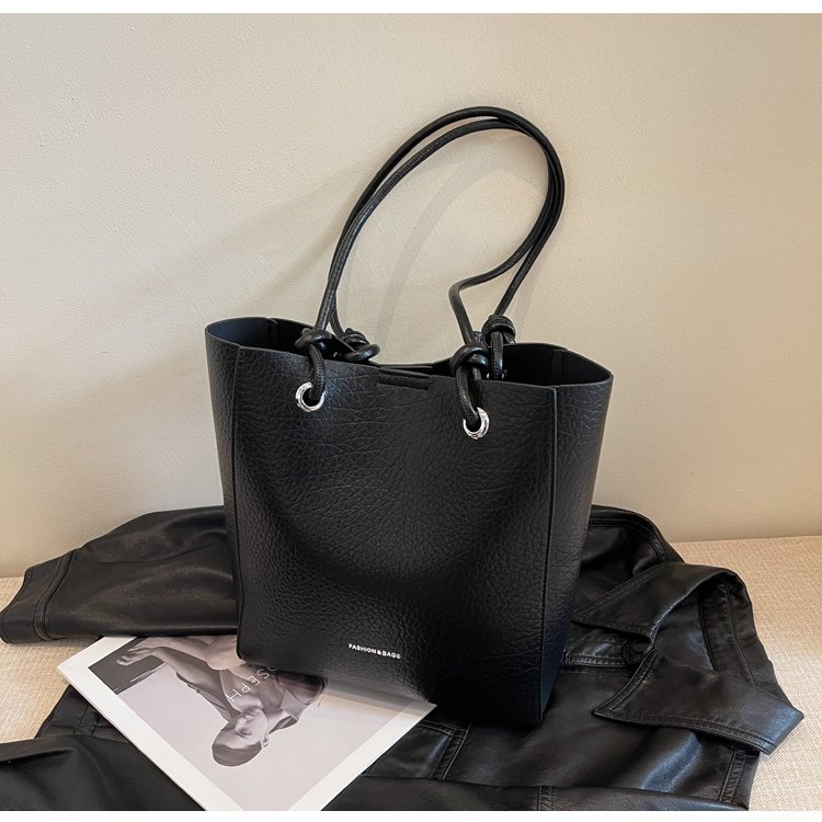 YOUDEYISI Magnetic Buckle PU Tote Bag: Sewing One-shoulder Female Bag