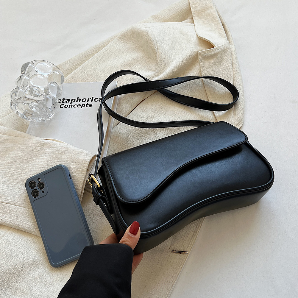 Vintage Leather Crossbody Bags for Women 2023 Brand Designer Female Small Flap Shoulder Underarm Bag Armpit Handbags and Purses