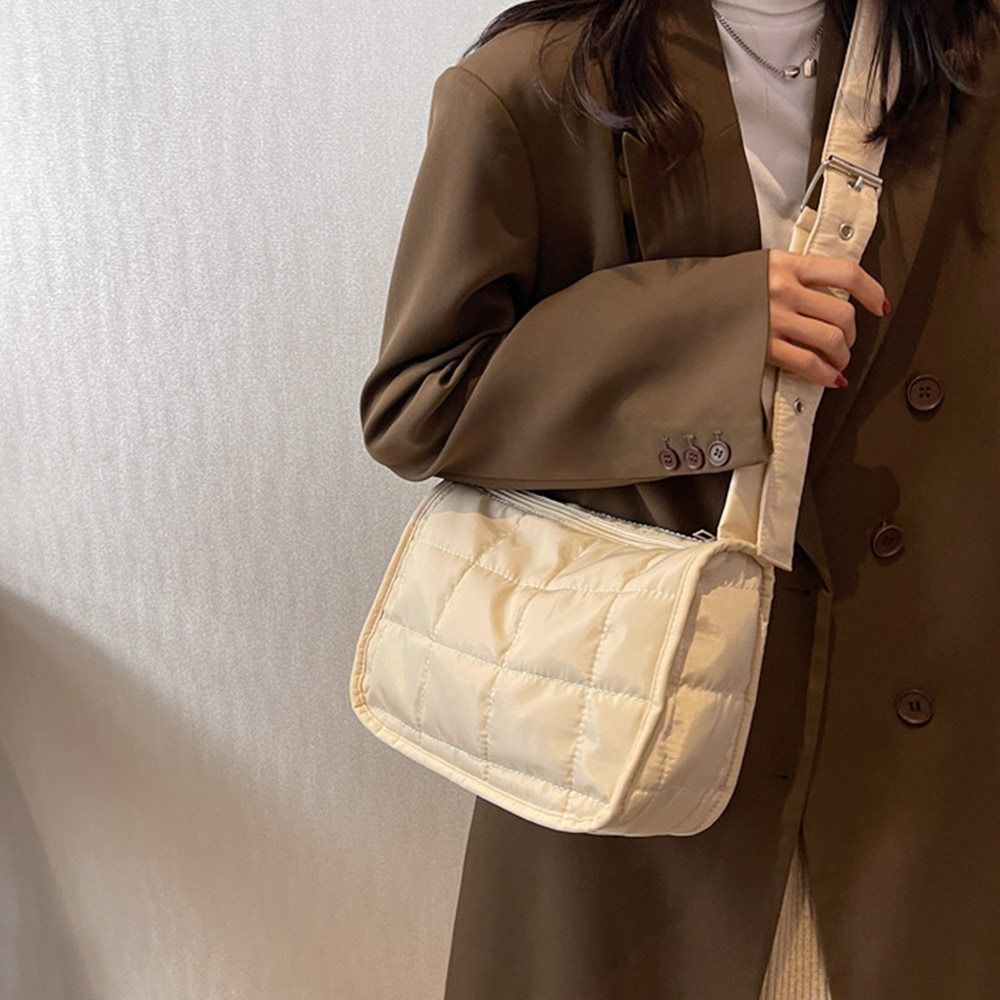 Fashion Quilted Handbags Ladies Casual Cotton-Padded Bags Solid Color Shoulder Bags Women Lightweight Underarm Bags