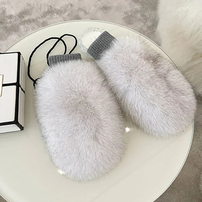 Winter Warm Leather Fox Fur Gloves for Womens Fashion Fox Fur Gloves Outdoor Russian Thick Gloves for Womens Warmth 241106
