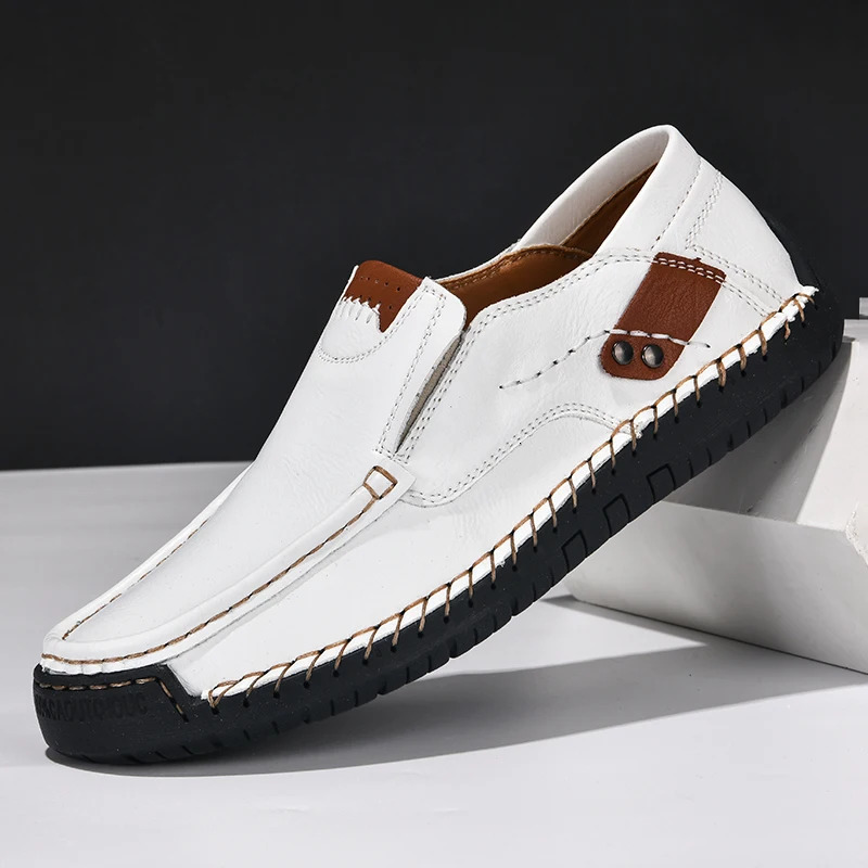 Soft Men Loafers Slip On Leather Casual Shoes For Men Moccasins Plus Size 39-48 Flats Sneakers Men Handmade Man Shoes 241106