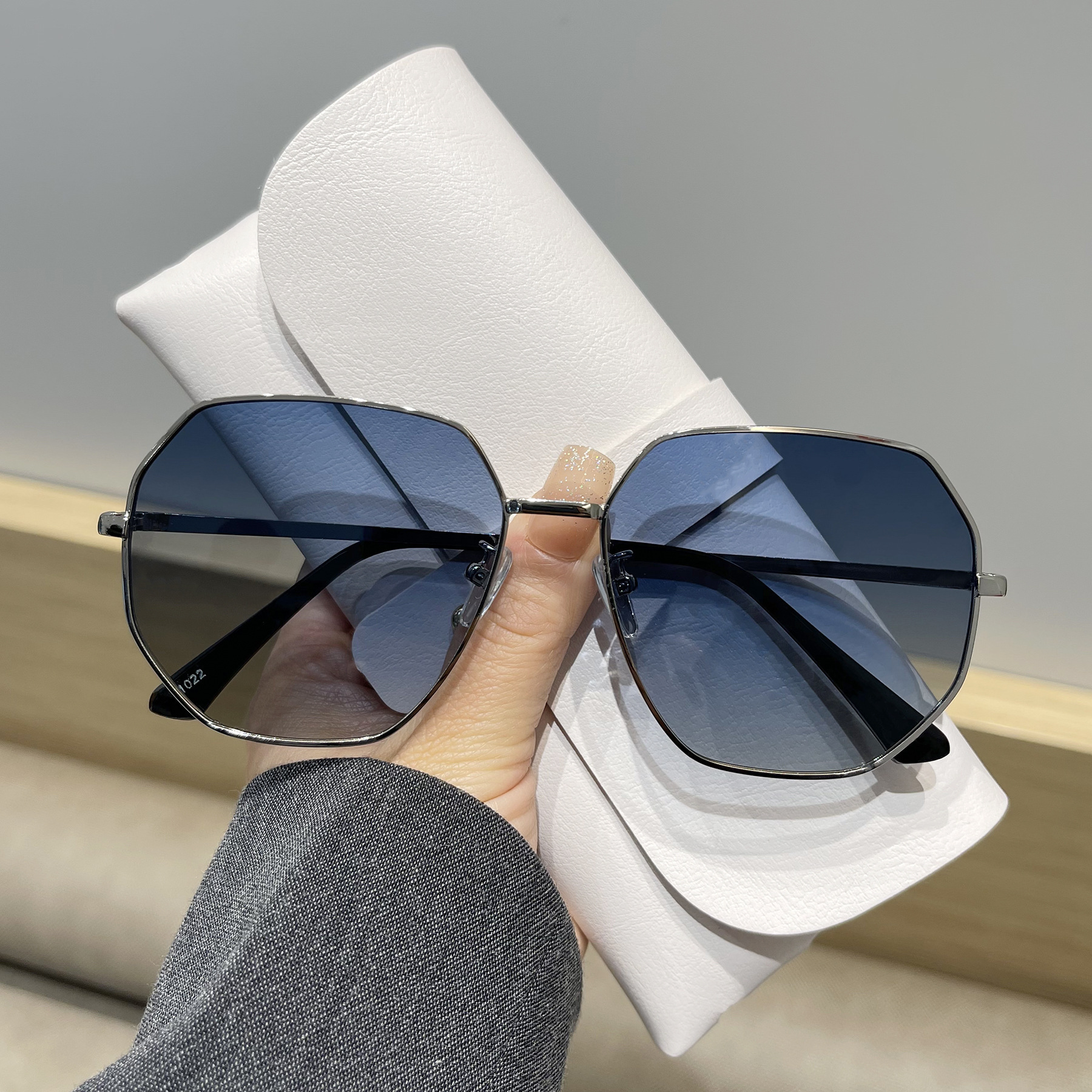 D0091 new high-end sunglasses, Polaroid lenses, women's eyeglass frames, men's metal sunglasses, European and American retro trendy fashiona