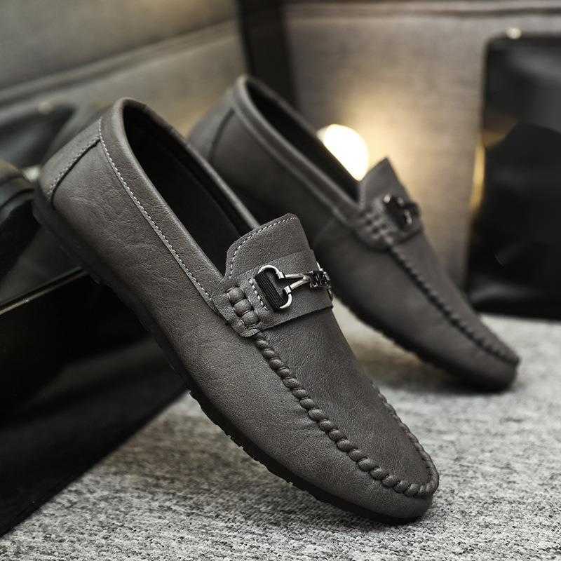 CMM Mens Shoes New Summer Lazy Shoes Mens Driving Loafer Chao Shoes Versatile Mens Casual Shoes Korean Version Shoes Men