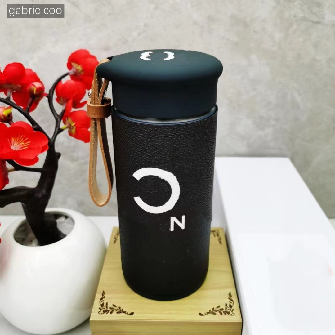 Designer portable water cup 304 stainless steel classic logo printed brown leather cover insulated cup creative business gift teacher portable cup with box 350ml