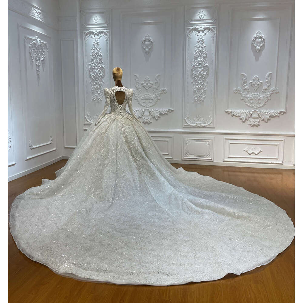 Customzied Elegant V-neck Good Price Bridal Ball Gown Wedding Dress