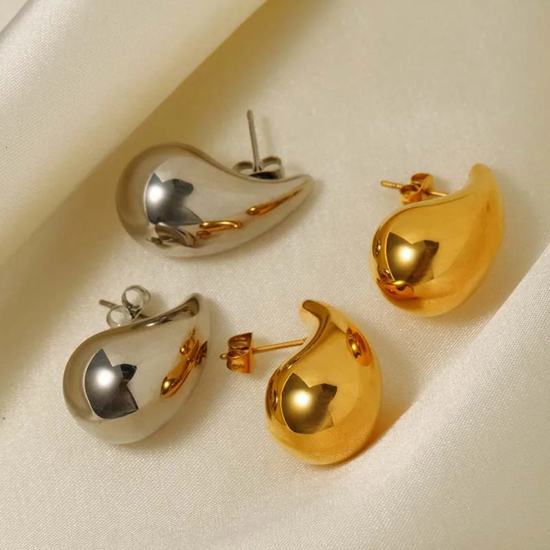 Vintage Gold Color Waterdrop Stud Earrings for Women Fashion Metal Glossy Thick y Teardrop Jewelry Gifts 241106