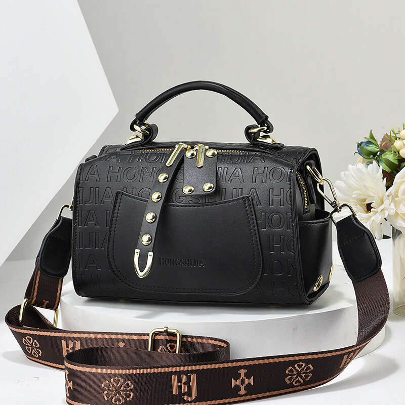 New Quality Handbag Exquisite Small Shoulder Simple and Versatile High end Crossbody Women's Bag Bags