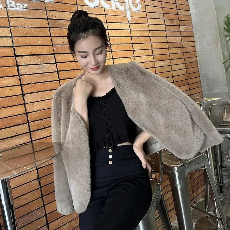 autumn and winter rabbit fur fur coat womens mink fur coat short plush coat duvet cover black 241107