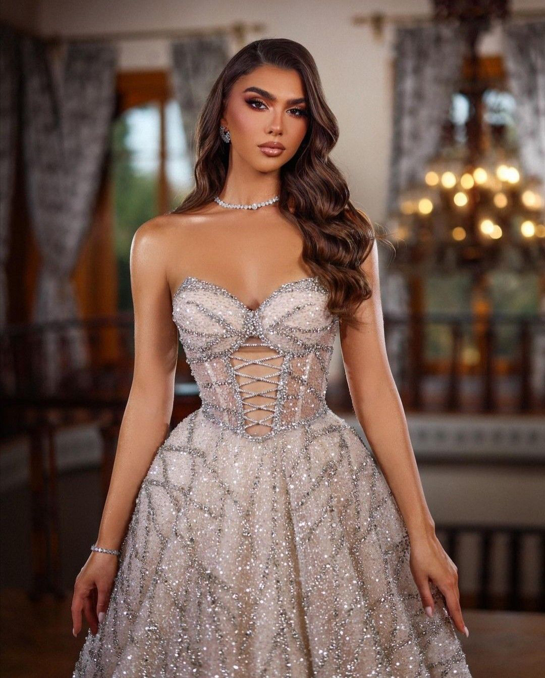 Elegant Sweetheart A Line Mermaid Wedding Dress Exquisite Sleeveless Sequined Lace Beading Bridal Gown Custom Made