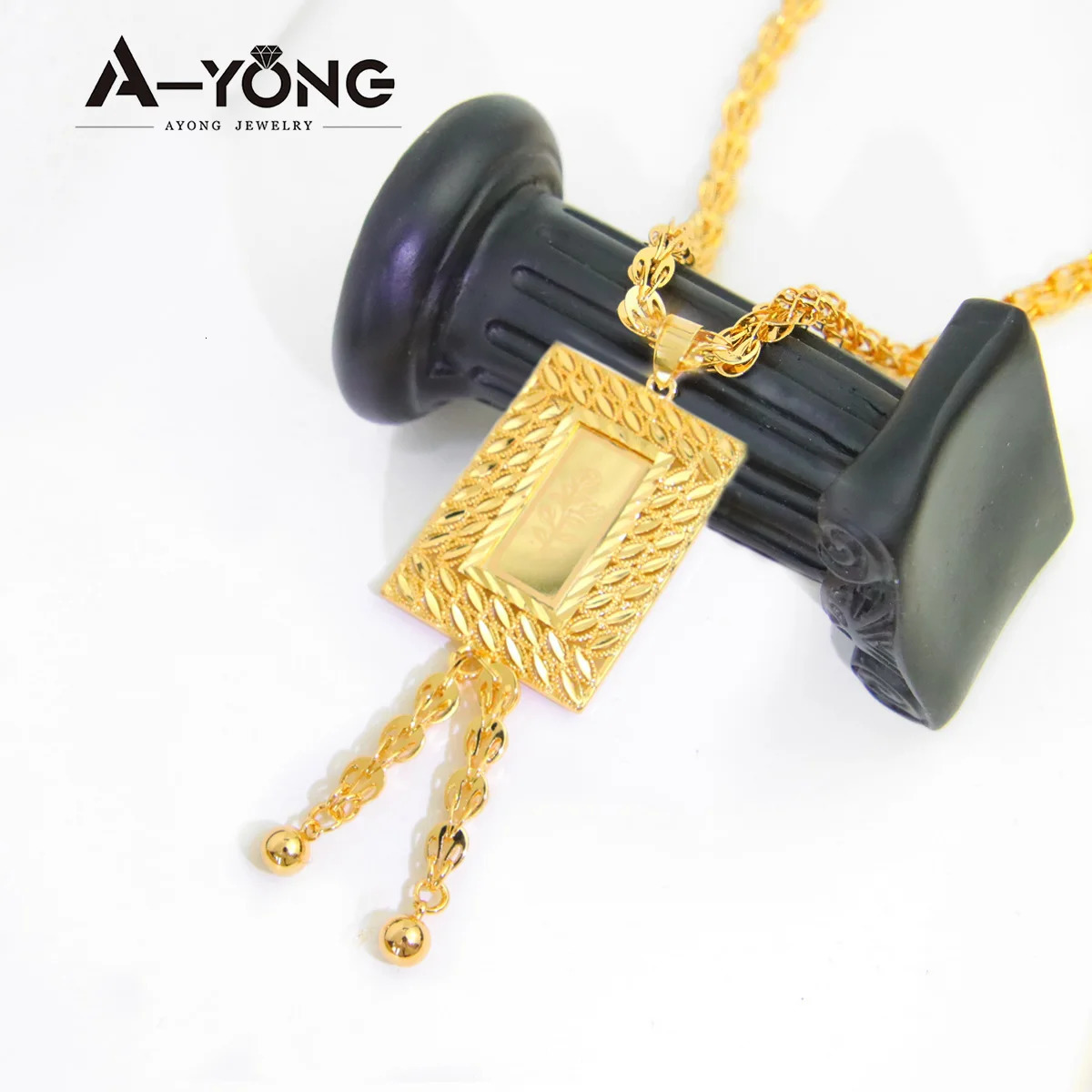 Saudi Islamic Gold Color Necklace 21k Gold Plated Fashion Oval Square Flower Pendant Nigeria Women Wedding Party Jewelry 241106