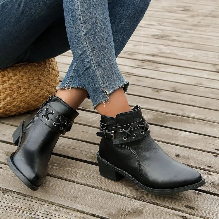 Womens Ankle Boots Autumn/Winter Pu Leather Short Boots Womens Side Zipper Thick Heel Riveted Leather Boots Womens Size 2024 241106