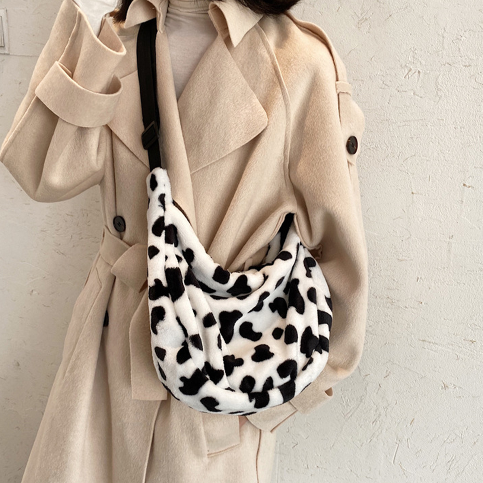Lady Women Chic Cow Pattern Shoulde Bag Large Capacity Plush Zipper Crossbody Pouch Handbag