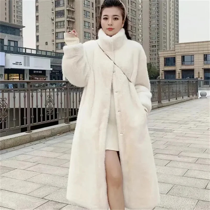 Mink Comprehensive Fur Coat for Womens Thick End Environmental Protection Coat Winter Thick Warm Jacket 241107